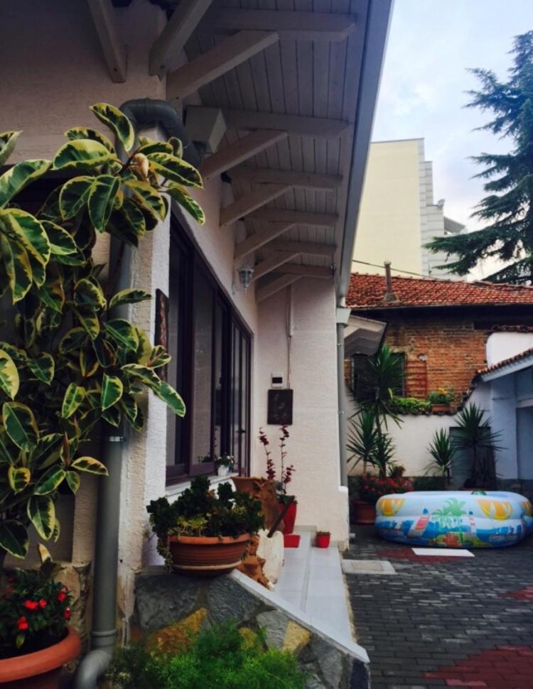 Guesthouse Hygge Tirana Exterior photo